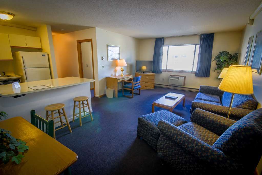 Groton Inn & Suites Room photo